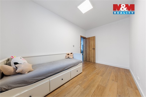 Prodej rodinného domu, 170 m² - 2