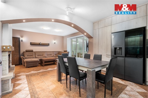 Prodej rodinného domu, 280 m² - 16