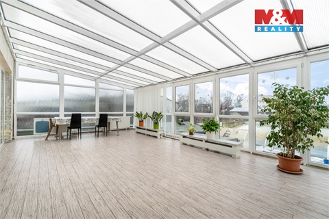 Prodej rodinného domu, 280 m² - 18