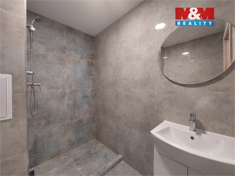 Pronájem bytu 1kk, 19 m² - 4