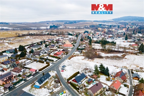 Prodej stavebního pozemku, 2 519 m² 0