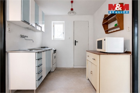 Prodej rodinného domu, 82 m² - 2