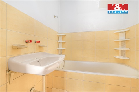 Prodej rodinného domu, 77 m² 8