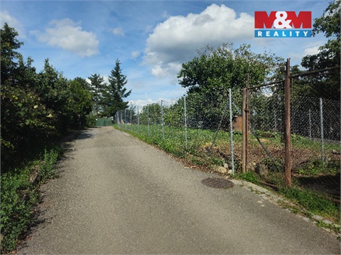 Prodej stavebního pozemku, 1 272 m² - 0