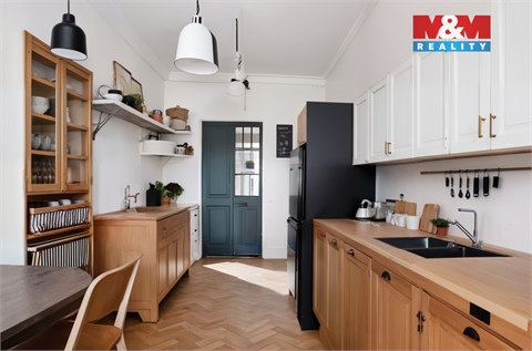 Prodej rodinného domu, 180 m² - 2