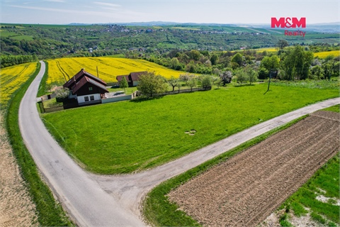 Prodej stavebního pozemku, 1 300 m² - 2
