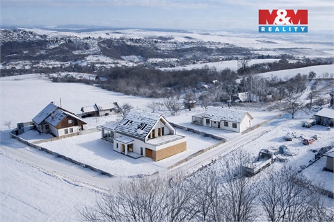 Prodej stavebního pozemku, 1 300 m² 6