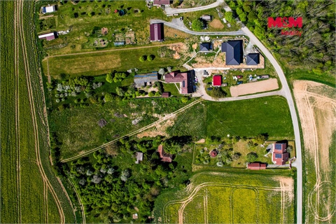 Prodej stavebního pozemku, 1 300 m² - 2
