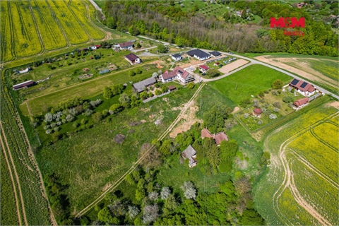 Prodej stavebního pozemku, 2 400 m² - 8