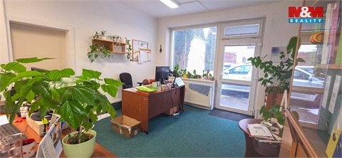 Pronájem obchodních prostor, 140 m² 2