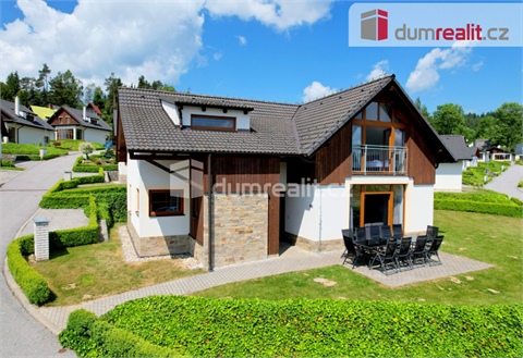 Prodej rodinného domu, 167 m² 0