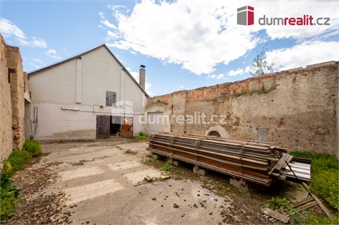 Pronájem výrobního objektu, 298 m² 2