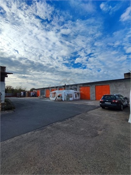 Prodej skladu / haly, 623 m² 0