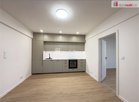 Pronájem bytu 2kk, 42 m² 12