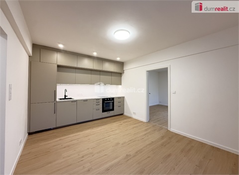 Pronájem bytu 2kk, 42 m² 0
