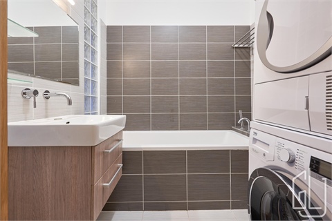 Pronájem bytu 3kk, 81 m² 12