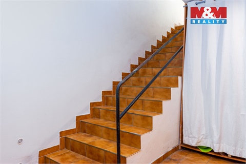 Prodej rodinného domu, 300 m² - 20