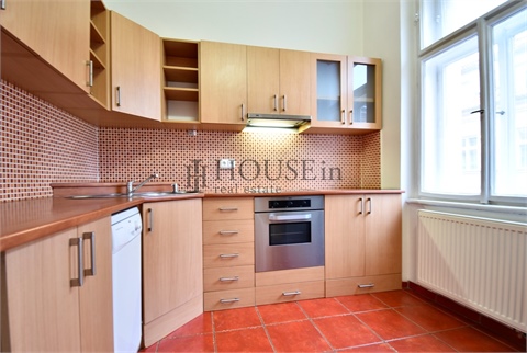 Pronájem bytu 3kk, 90 m² 12