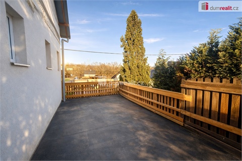 Prodej rodinného domu, 380 m² 10