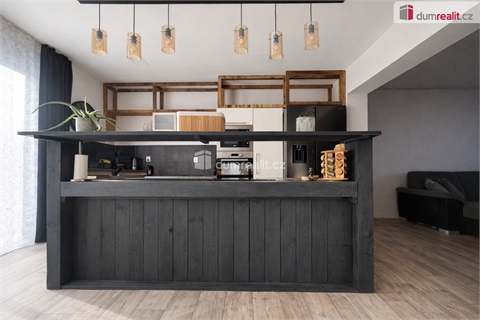 Prodej rodinného domu, 380 m² - 0