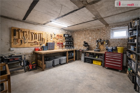 Prodej rodinného domu, 380 m² - 14