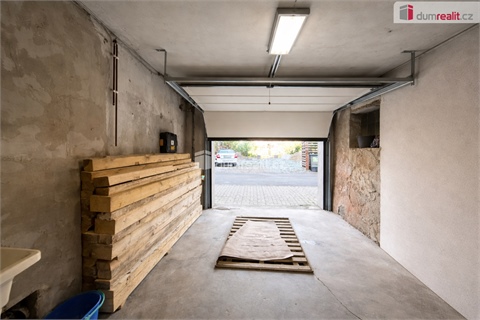 Prodej rodinného domu, 380 m² - 12