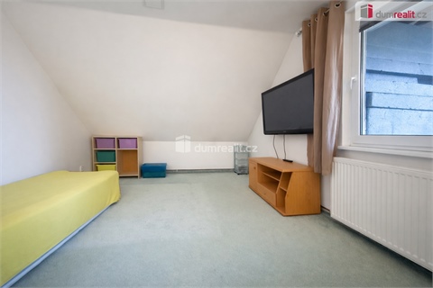 Prodej rodinného domu, 380 m² 8