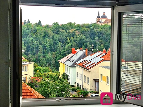 Pronájem bytu 1+1, 44 m² 2