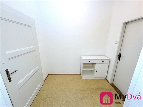 Pronájem bytu 1+1, 44 m² 6