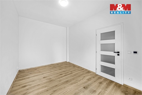 Prodej rodinného domu, 91 m² - 12