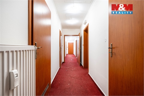 Pronájem obchodních prostor, 324 m² 18