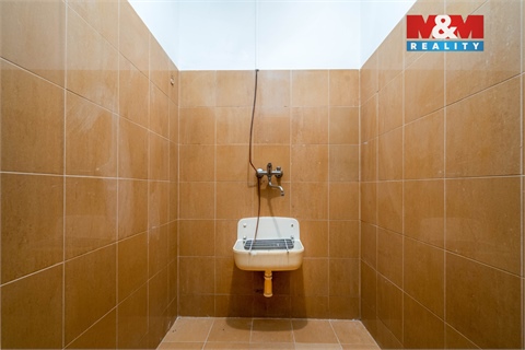 Pronájem obchodních prostor, 324 m² 10