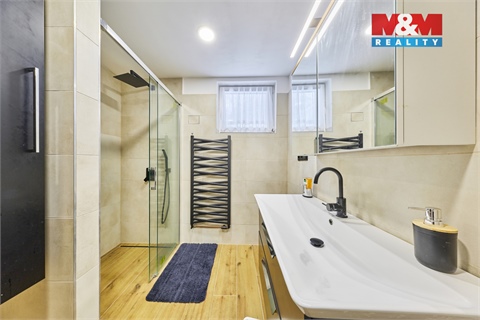 Prodej rodinného domu, 111 m² - 20