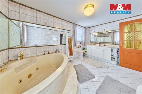 Prodej rodinného domu, 111 m² - 28