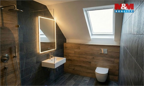 Prodej rodinného domu, 182 m² - 2