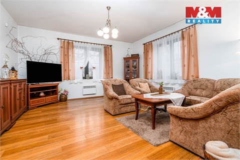 Prodej rodinného domu, 232 m² - 6