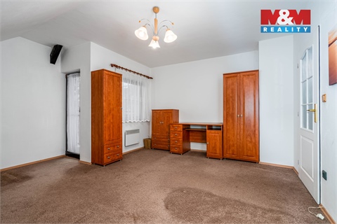 Prodej rodinného domu, 232 m² - 14