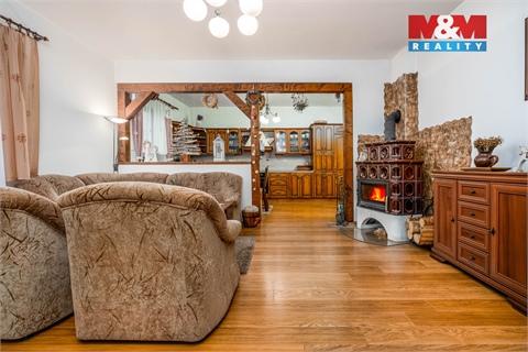 Prodej rodinného domu, 232 m² 8