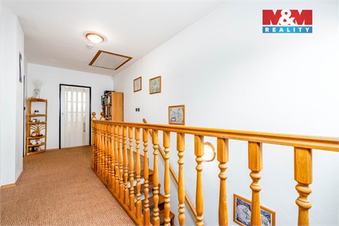 Prodej rodinného domu, 232 m² - 12