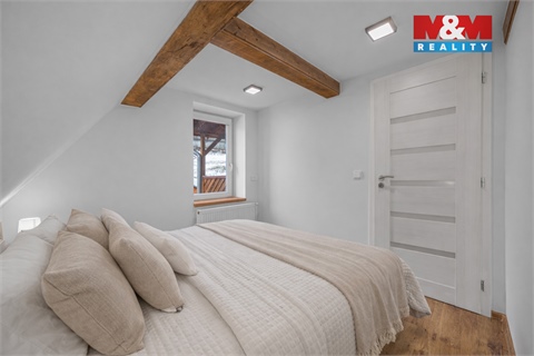 Prodej rodinného domu, 209 m² 28