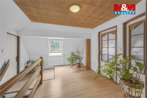 Prodej rodinného domu, 209 m² - 16