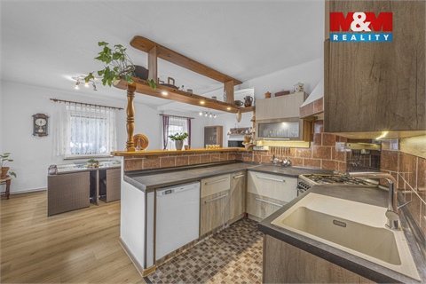 Prodej rodinného domu, 209 m² 26