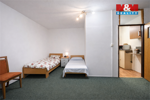 Prodej rodinného domu, 120 m² - 6