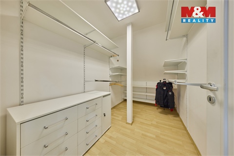 Pronájem rodinného domu, 150 m² 12