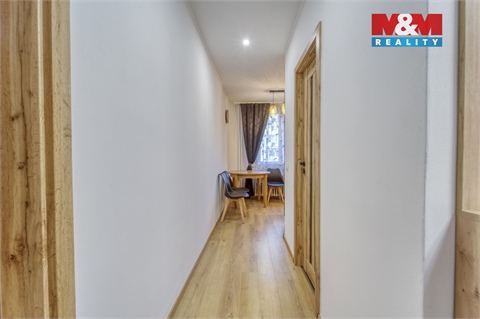 Prodej bytu 2+1, 62 m² 8