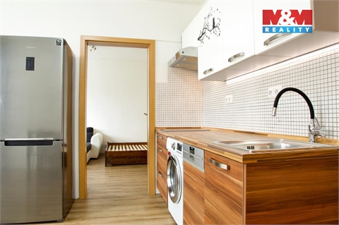 Pronájem bytu 1+1, 35 m² - 0