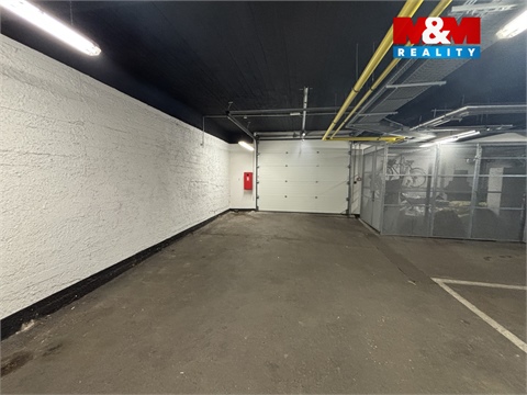 Pronájem parkovacího místa, 20 m² 2