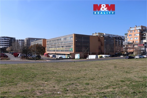 Prodej parkovacího místa, 18 m² 0