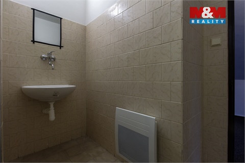 Pronájem kanceláře, 120 m² 14