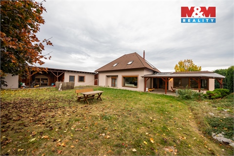 Prodej rodinného domu, 280 m² - 10